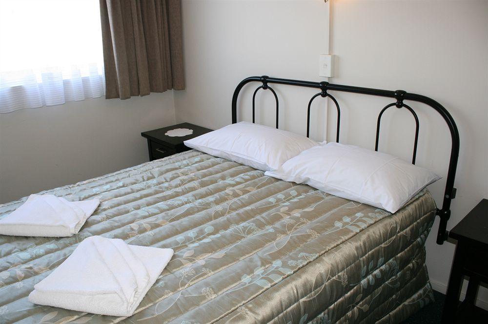 88 Wallace Court Motel Веллінгтон Екстер'єр фото